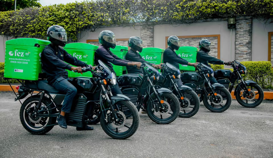 Delivery on motorcycle online