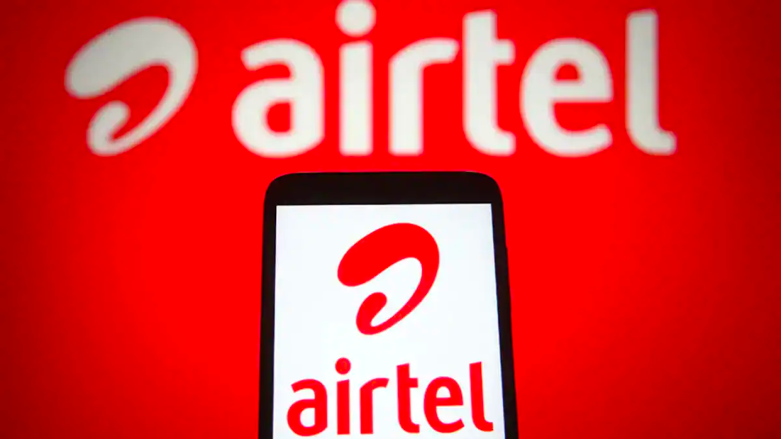 Nigerian Telcos still resell inactive SIMs after 1 year. Here’s how to keep your MTN, Airtel, GLO & 9Mobile active while living abroad