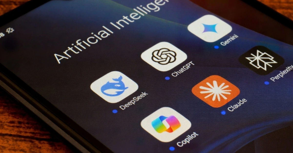 10 Best AI apps to download on your smartphone in 2025